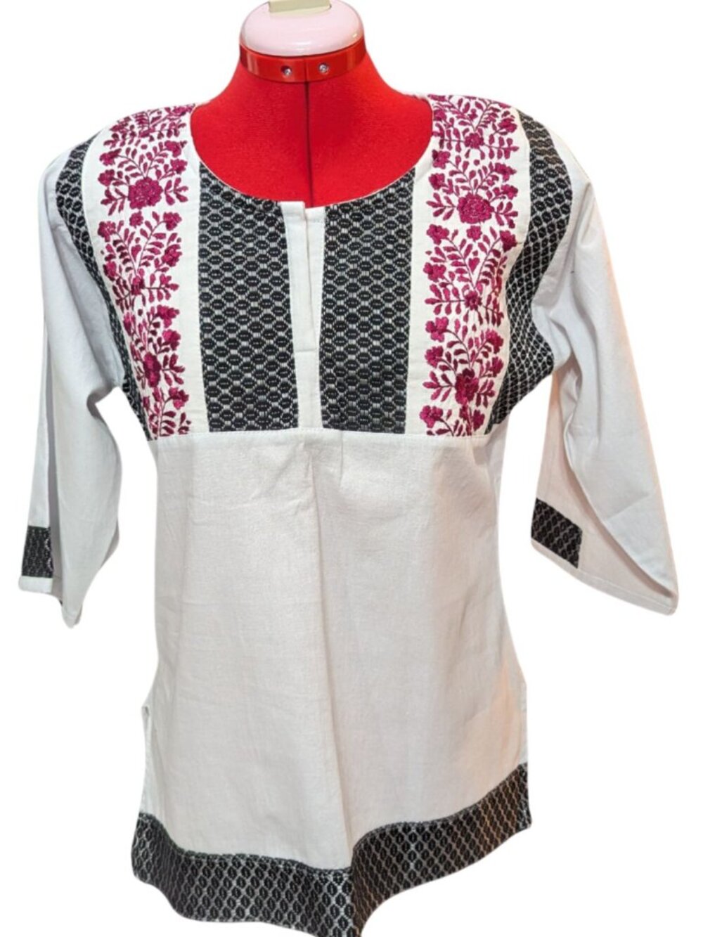 🌸 Artisanal Embroidered Tunic Blouse 🌸